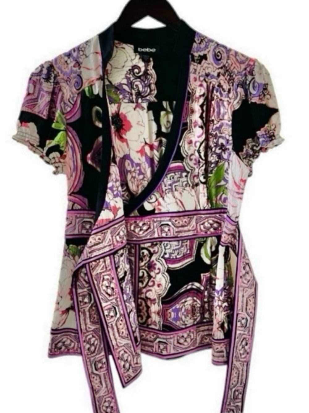 Bebe Pink & Black Floral Print V-Neck Wrap Short Sleeve Silk Blouse Size Medium - Picture 7 of 9